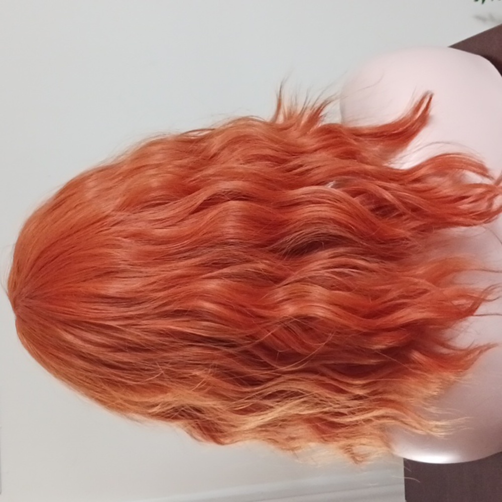 Reddish-orange wig - Picture 4 of 4